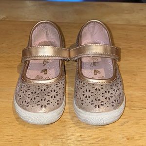 Olive & Edie size 6 shoes